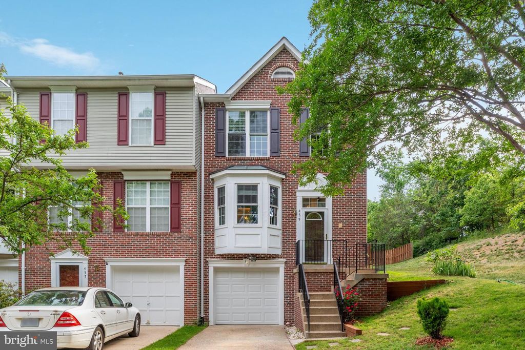 439-SE NIKKI TER SE, Leesburg, VA 20175