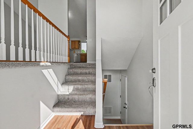 14816 Nebraska Avenue, Omaha, NE 68116