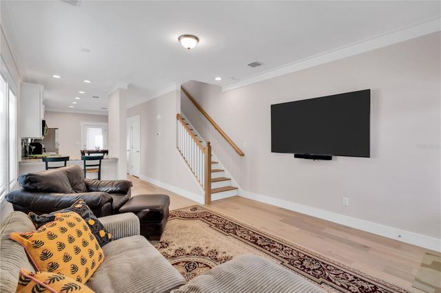 340 6TH STREET E, Bradenton, FL 34208