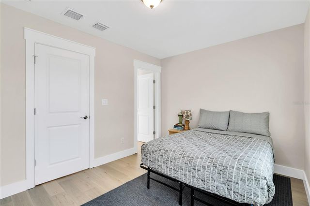 340 6TH STREET E, Bradenton, FL 34208