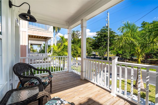340 6TH STREET E, Bradenton, FL 34208