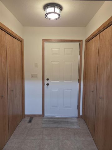 1980 TIMBERLINE DRIVE, Oshkosh, WI 54904