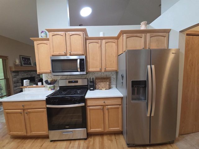 1980 TIMBERLINE DRIVE, Oshkosh, WI 54904