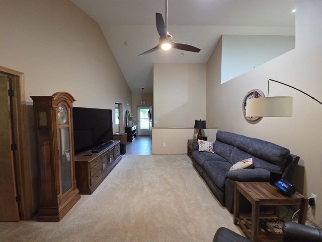 1980 TIMBERLINE DRIVE, Oshkosh, WI 54904