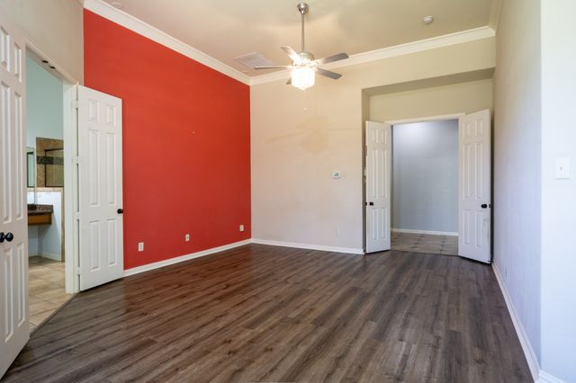 923 Wise Street, Keller, TX 76248