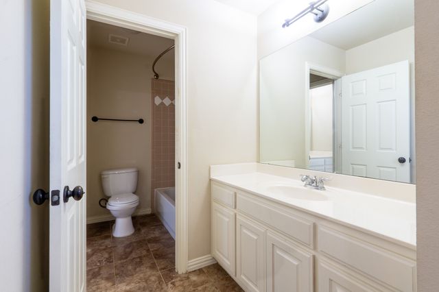 923 Wise Street, Keller, TX 76248