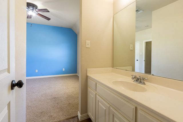 923 Wise Street, Keller, TX 76248