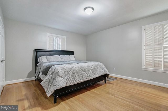 2108 48TH ST NW, Washington, DC 20007