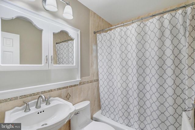 2108 48TH ST NW, Washington, DC 20007