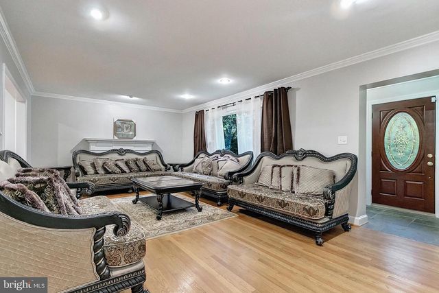 2108 48TH ST NW, Washington, DC 20007