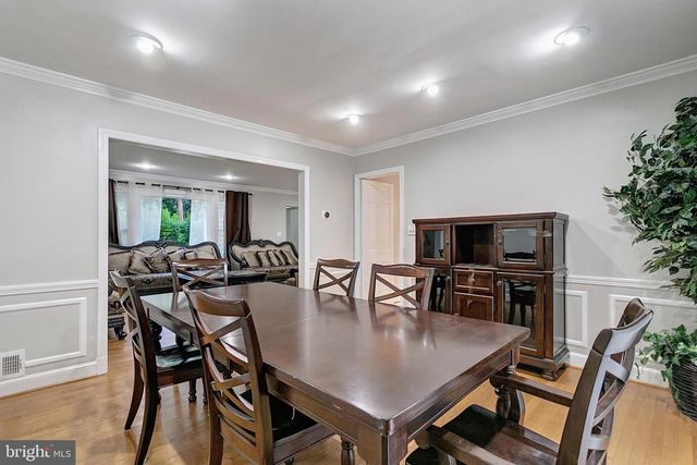 2108 48TH ST NW, Washington, DC 20007