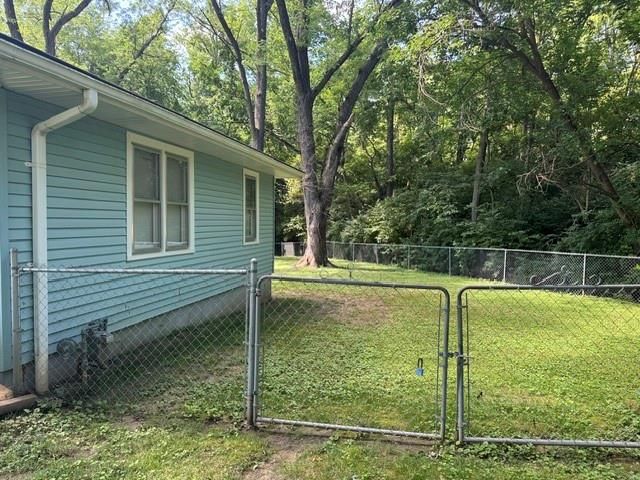 732 Santa Fe Street, Leavenworth, KS 66048