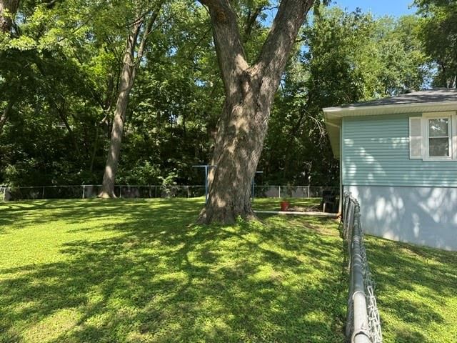 732 Santa Fe Street, Leavenworth, KS 66048
