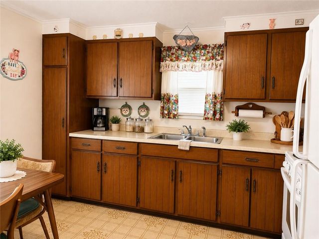 732 Santa Fe Street, Leavenworth, KS 66048