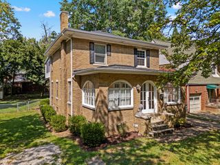 1220 Enslow Boulevard, Huntington, WV 25701