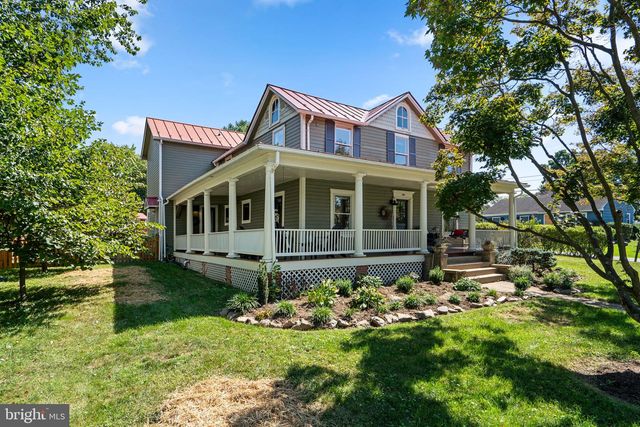 140 S 29TH ST, Purcellville, VA 20132