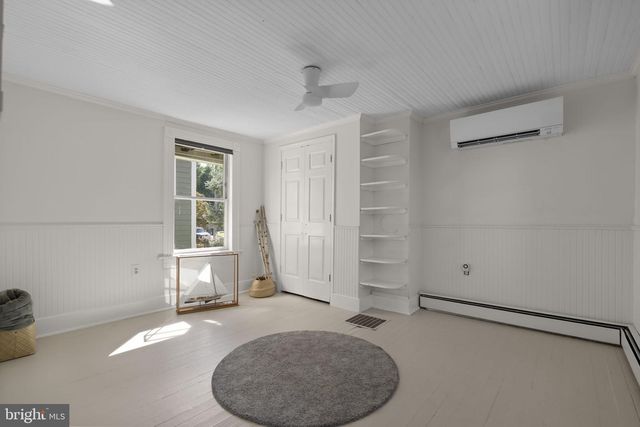 140 S 29TH ST, Purcellville, VA 20132