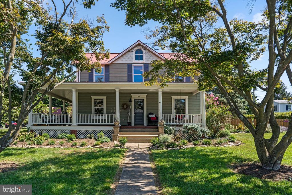 140 S 29TH ST, Purcellville, VA 20132