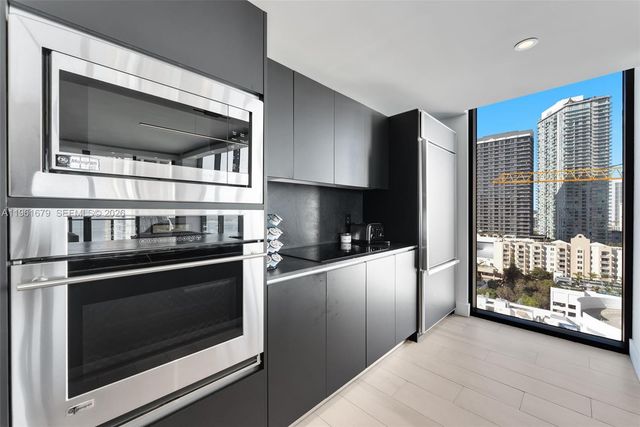 460 NE 28th St 1601, Miami, FL 33137