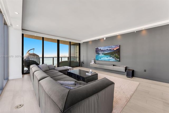 460 NE 28th St 1601, Miami, FL 33137