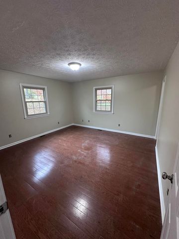 1016 Fairway Drive, Georgetown, KY 40324