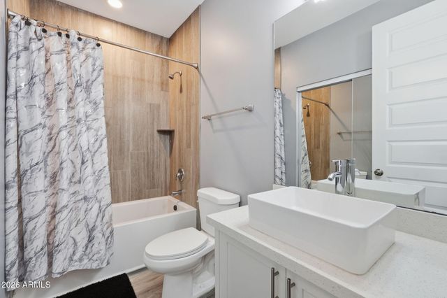 4236 W CETON Drive, Laveen, AZ 85339