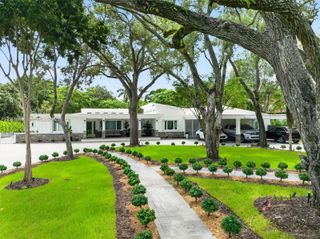 6750 SW 74th Street, South Miami, FL 33143