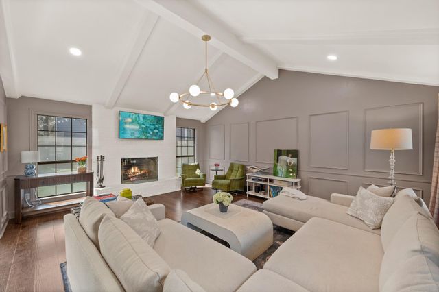 6107 Gardenridge HOLW, Austin, TX 78750