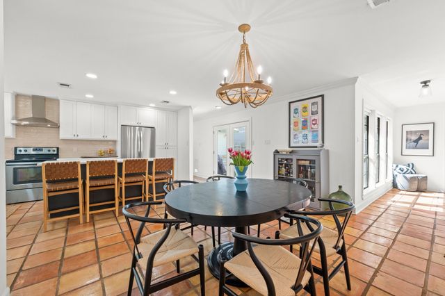 6107 Gardenridge HOLW, Austin, TX 78750