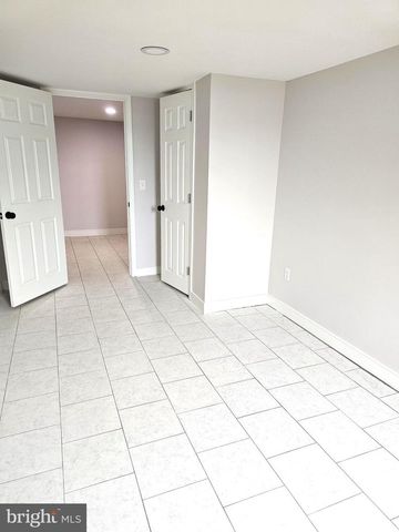 2512 N HEALD ST, Wilmington, DE 19802
