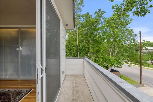 613 W Annie ST A, Austin, TX 78704