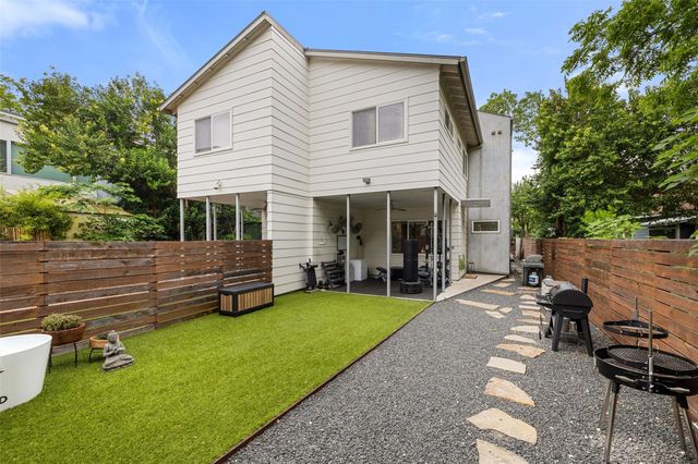 613 W Annie ST A, Austin, TX 78704