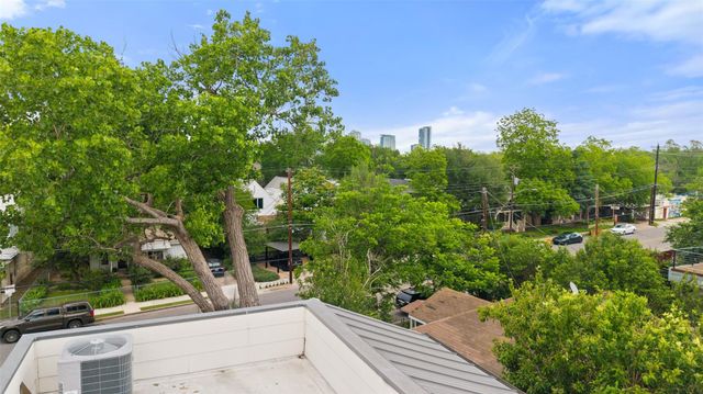 613 W Annie ST A, Austin, TX 78704