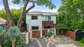 613 W Annie ST A, Austin, TX 78704