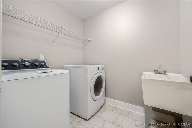 4024 Glenwood Way, Sellersburg, IN 47172