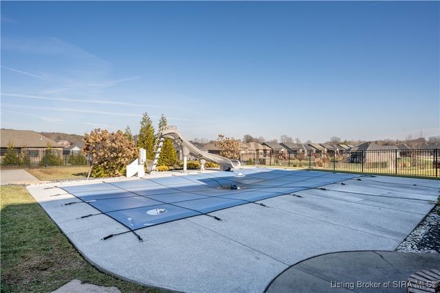 4024 Glenwood Way, Sellersburg, IN 47172