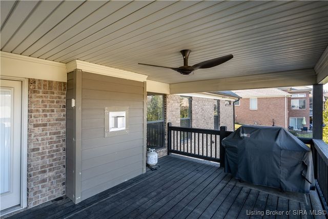 4024 Glenwood Way, Sellersburg, IN 47172