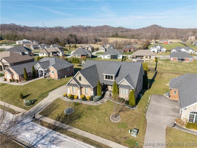 4024 Glenwood Way, Sellersburg, IN 47172