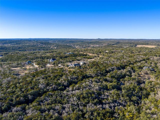 435 Gardenia DR, Wimberley, TX 78676