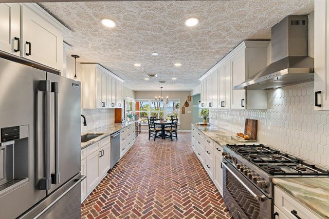 8907 S Indian River Drive, Fort Pierce, FL 34982