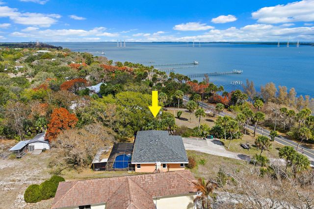8907 S Indian River Drive, Fort Pierce, FL 34982