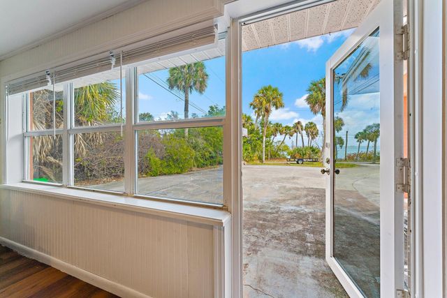 8907 S Indian River Drive, Fort Pierce, FL 34982