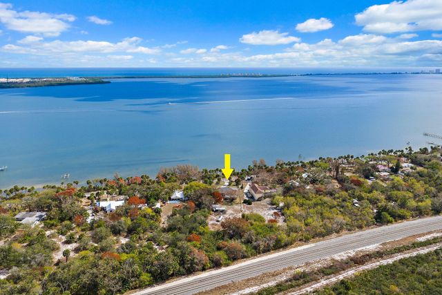 8907 S Indian River Drive, Fort Pierce, FL 34982