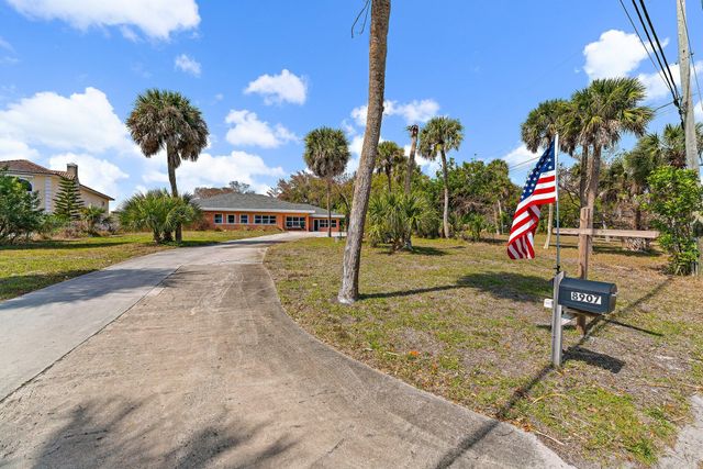 8907 S Indian River Drive, Fort Pierce, FL 34982
