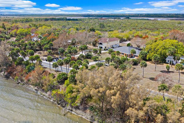 8907 S Indian River Drive, Fort Pierce, FL 34982