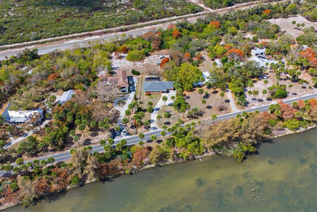 8907 S Indian River Drive, Fort Pierce, FL 34982
