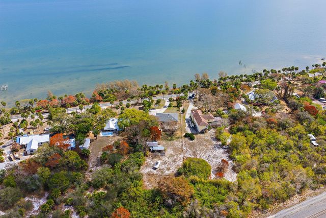 8907 S Indian River Drive, Fort Pierce, FL 34982