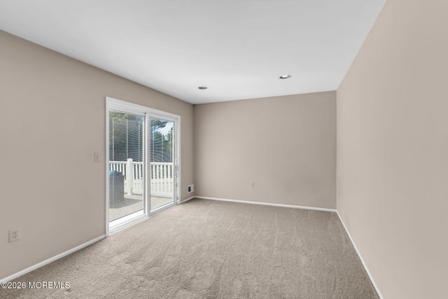 10 Sally Street, Howell, NJ 07731