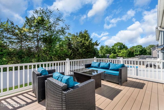 10 Sally Street, Howell, NJ 07731