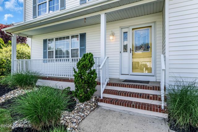 10 Sally Street, Howell, NJ 07731